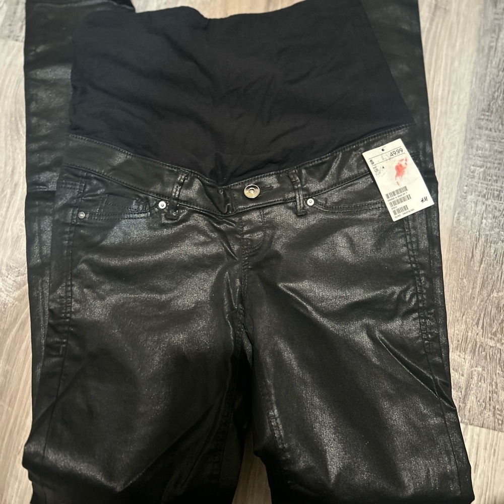 NWT H&M Mama Shiny Maternity Pants! Size 4